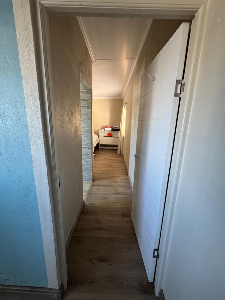 4 Bedroom Property for Sale in Bettys Bay Western Cape